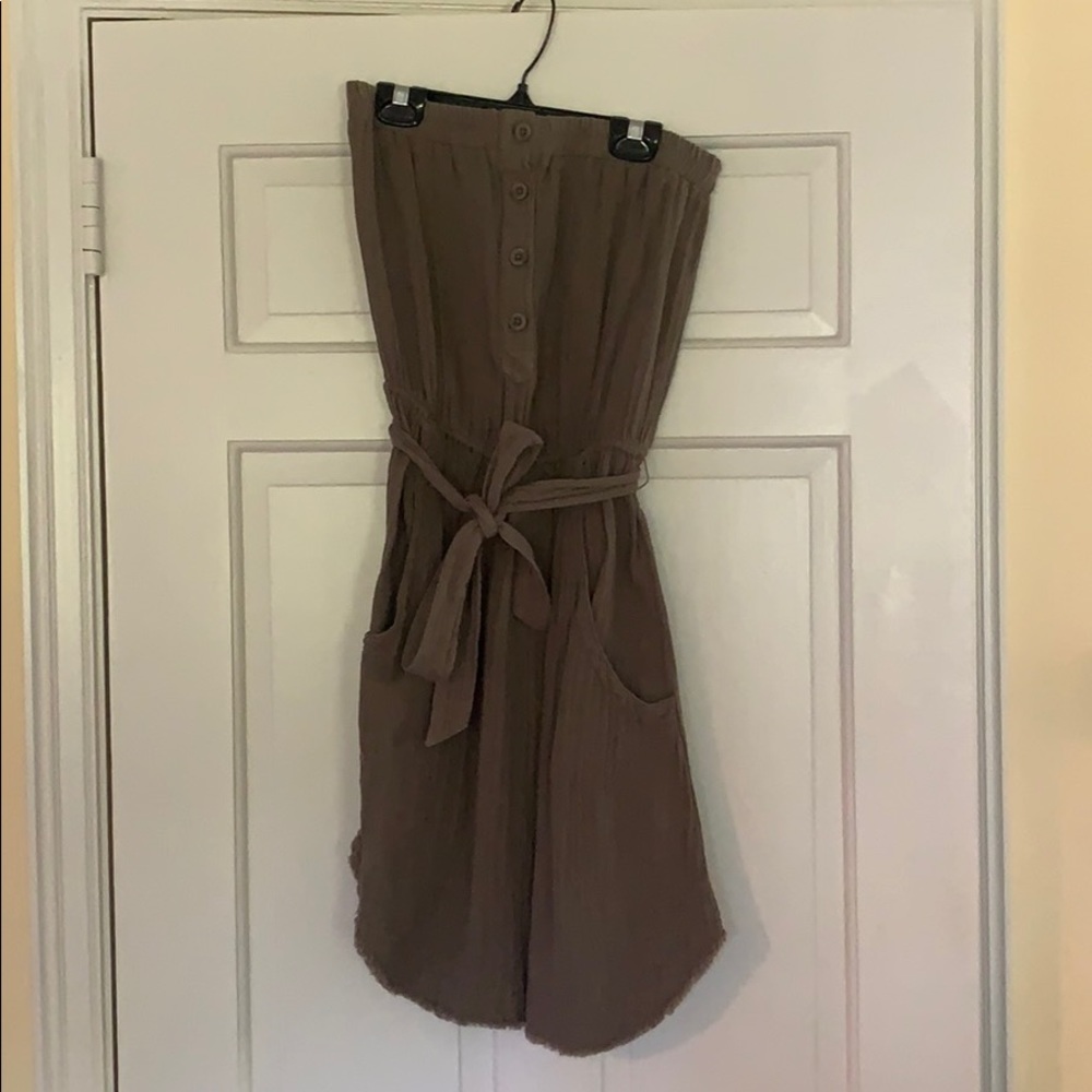 strapless dress